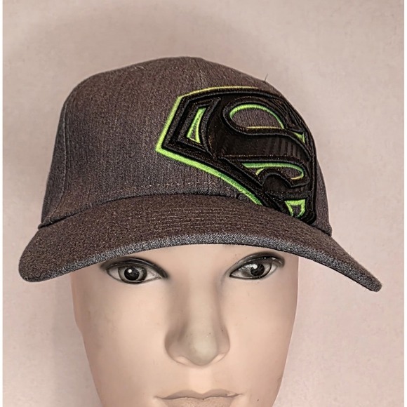 DC Comics Other - Superman Baseball Hat Adutls Gray DC Comics Gray Flex Fit Cap